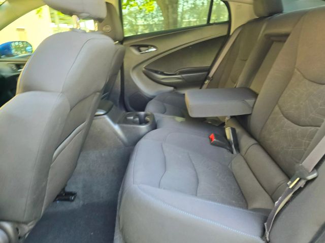 2017 Chevrolet Volt - Image 38