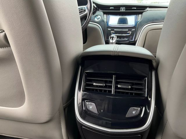 2013 Cadillac Xts - Image 18