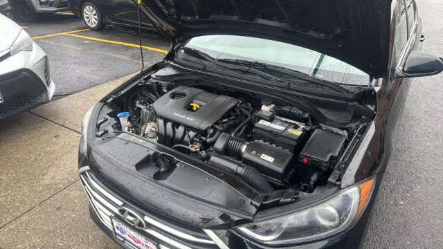 2018 HYUNDAI ELANTRA SEDAN 4-CYL, 2.0 LITER SE SEDAN 4D
