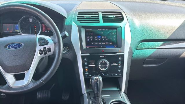 2013 Ford Explorer - Image 23