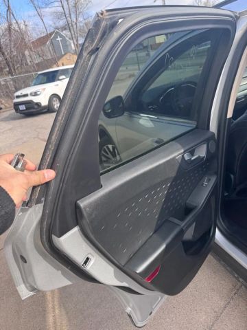2020 Ford Escape Titanium Hybrid Sport Utility 4d - Image 10
