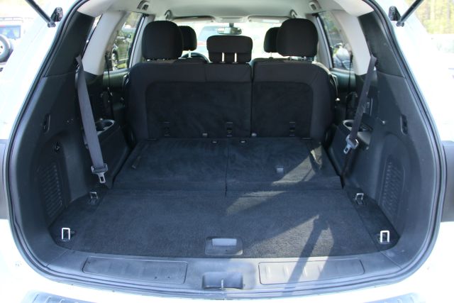 2017 Nissan Pathfinder - Image 18