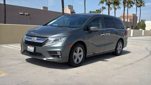 2018 Honda Odyssey - Image 3