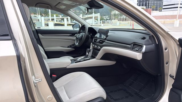 2018 Honda Accord - Image 15