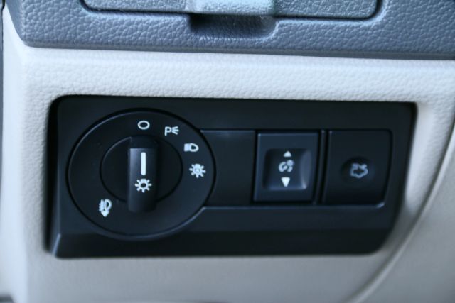 2011 Ford Fusion - Image 14