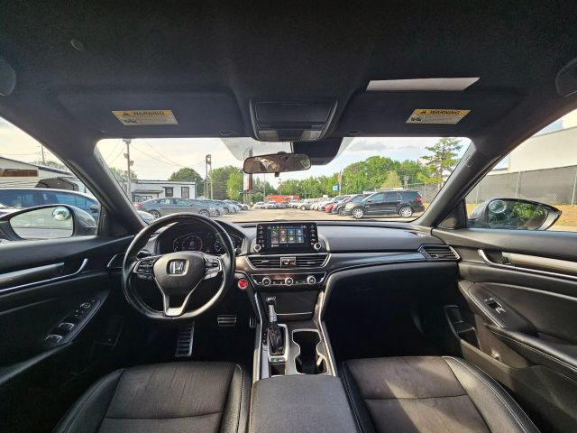 2019 Honda Accord - Image 13