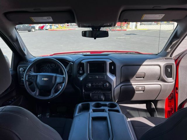 2019 Chevrolet Silverado 1500 Crew Cab - Image 9