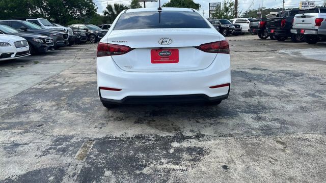 2021 Hyundai Accent - Image 5