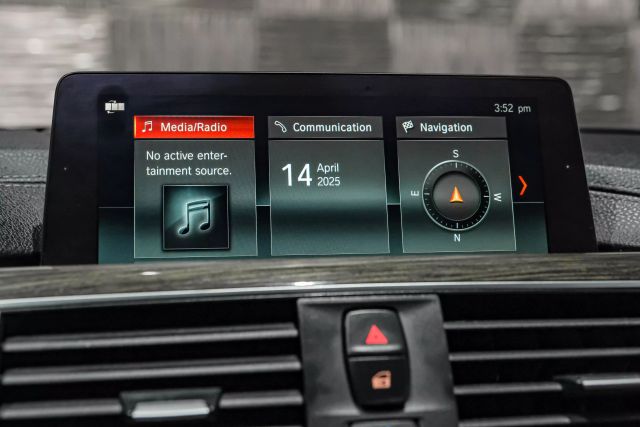 2018 Bmw 3 Series 330i Sedan 4d - Image 29
