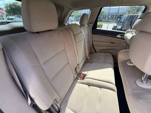 2017 Jeep Grand Cherokee - Image 27