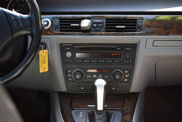 2006 Bmw 3 Series - Image 20