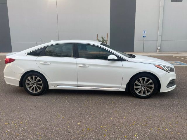 2015 Hyundai Sonata - Image 8