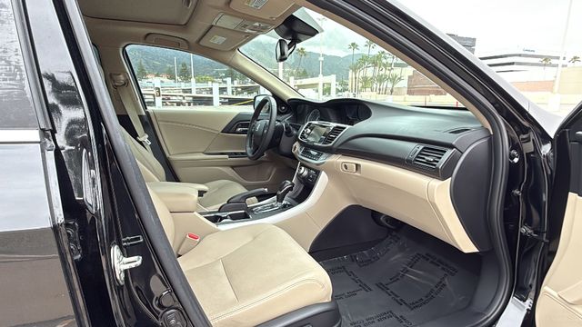 2014 Honda Accord - Image 17