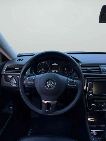 2014 Volkswagen Passat - Image 28