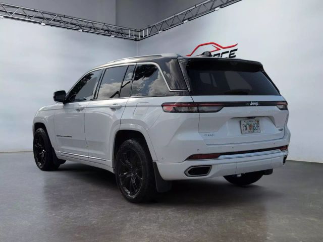 2022 Jeep Grand Cherokee - Image 3