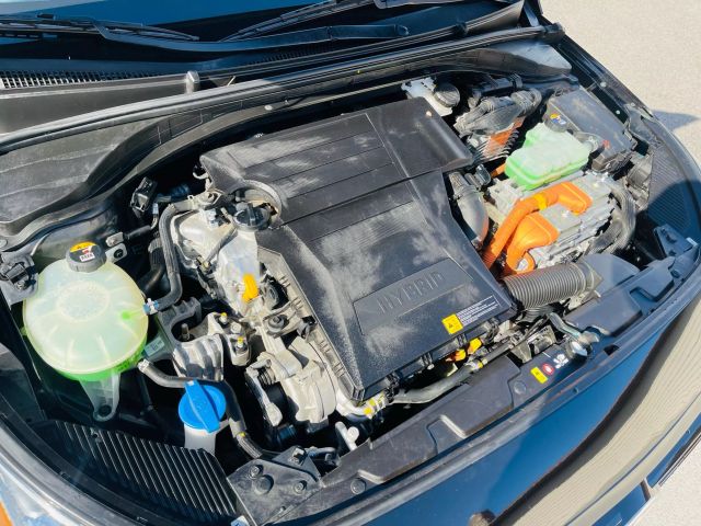 2019 Hyundai Ioniq Hybrid - Image 11