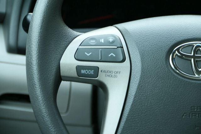 2008 Toyota Camry - Image 20