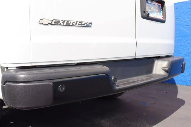 2020 Chevrolet Express 2500 Cargo - Image 18