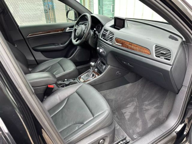 2017 Audi Q3 - Image 23
