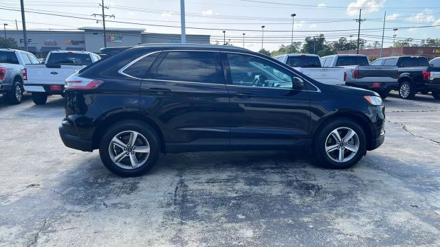 2021 Ford Edge - Image 13