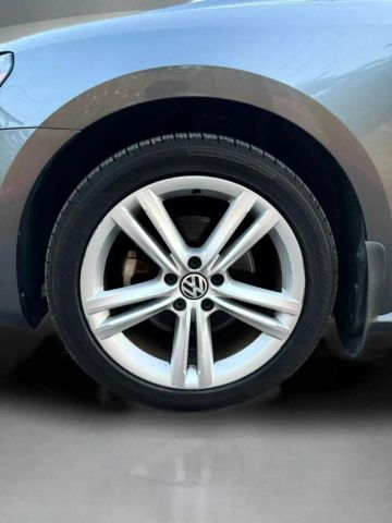 2014 Volkswagen Passat - Image 36