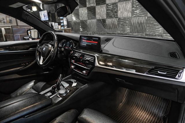 2017 Bmw 5 Series 530i Sedan 4d - Image 11