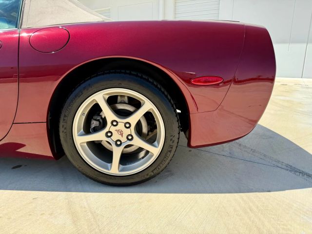 2003 Chevrolet Corvette - Image 33