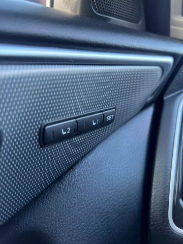 2016 Infiniti Q50 2.0t Premium Sedan 4d - Image 33