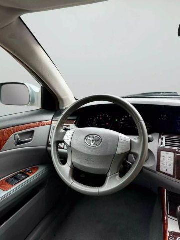 2007 Toyota Avalon - Image 24