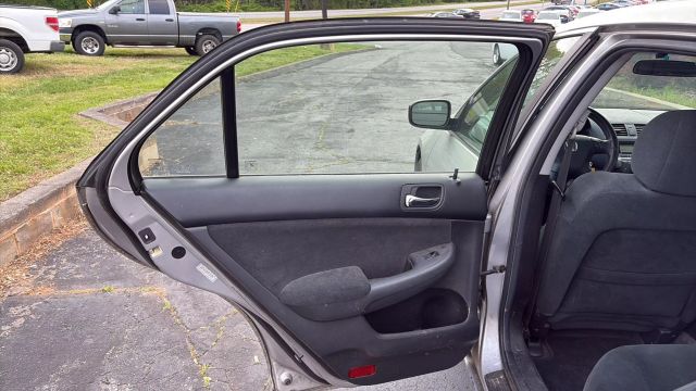 2007 Honda Accord - Image 12