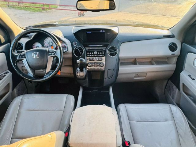 2014 Honda Pilot - Image 26