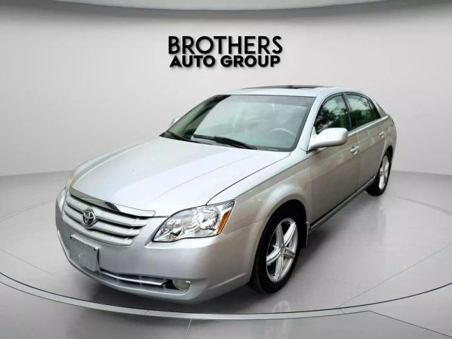2007 Toyota Avalon - Image 5