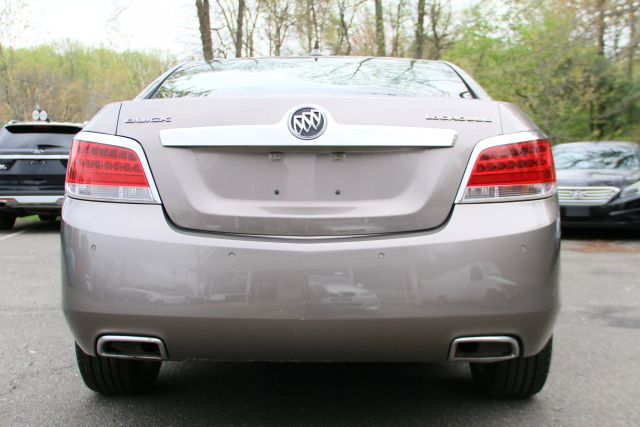 2012 Buick Lacrosse - Image 6