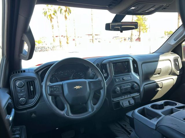 2019 Chevrolet Silverado 1500 Crew Cab - Image 6