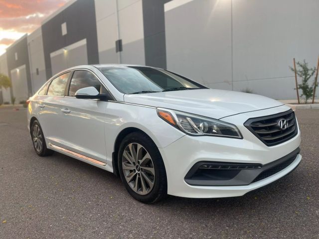 2015 Hyundai Sonata - Image 2
