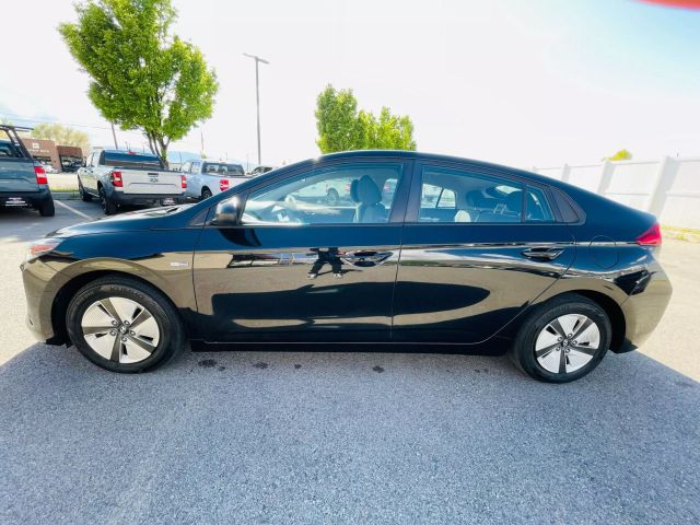 2019 Hyundai Ioniq Hybrid - Image 9