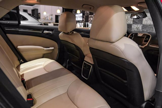 2020 Chrysler 300 300 Touring L Sedan 4d - Image 29