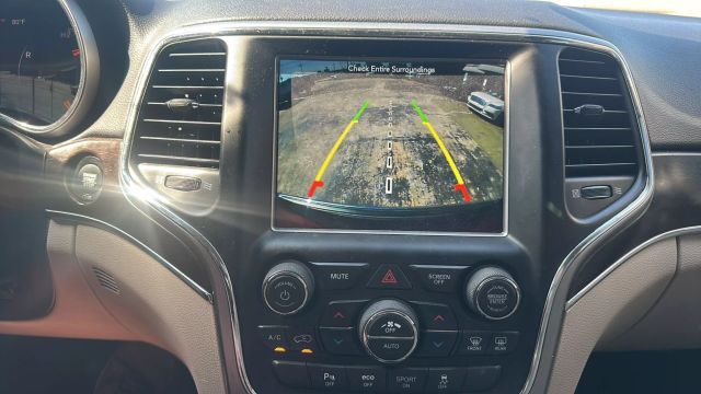 2018 Jeep Grand Cherokee - Image 42