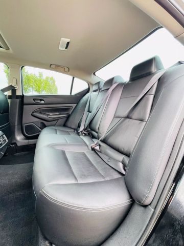 2019 Nissan Altima - Image 20
