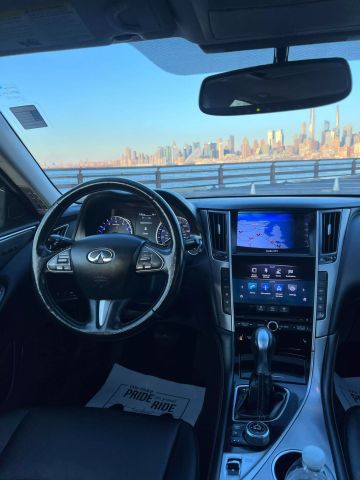 2016 Infiniti Q50 2.0t Premium Sedan 4d - Image 24