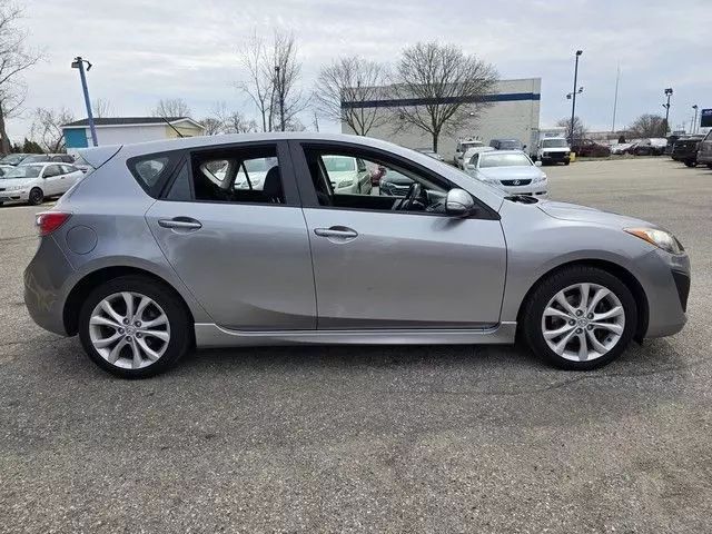 2010 Mazda Mazda3 - Image 2