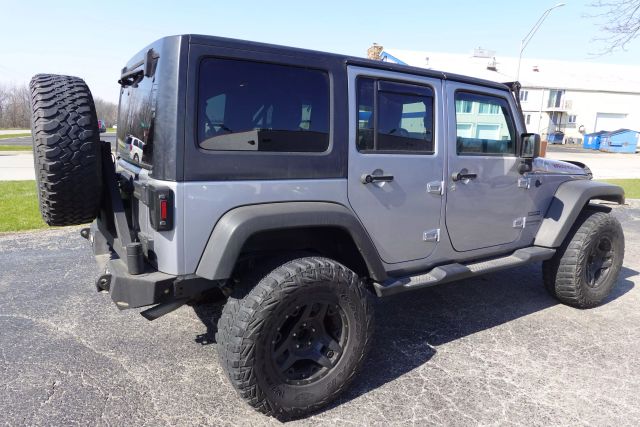 2018 Jeep Wrangler Unlimited - Image 5