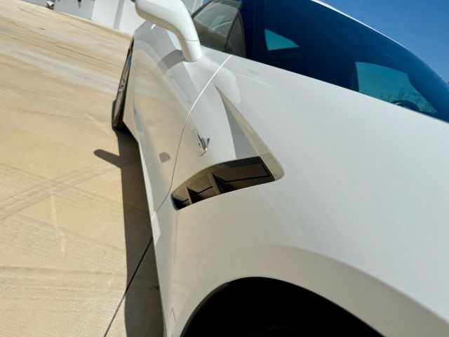 2016 Chevrolet Corvette - Image 3