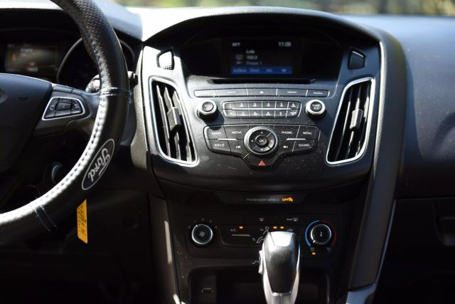 2016 Ford Focus - Image 19