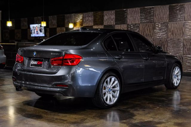 2018 Bmw 3 Series 320i Xdrive Sedan 4d - Image 7