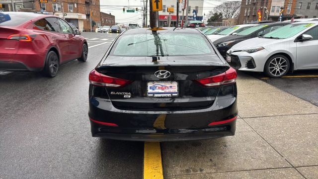 2018 HYUNDAI ELANTRA SEDAN 4-CYL, 2.0 LITER SE SEDAN 4D