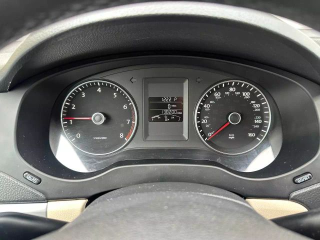 2014 Volkswagen Jetta - Image 27