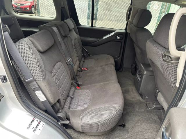 2009 Nissan Pathfinder - Image 21