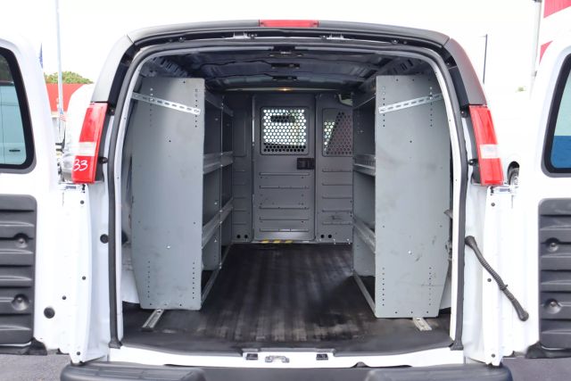 2018 Chevrolet Express 2500 Cargo - Image 5