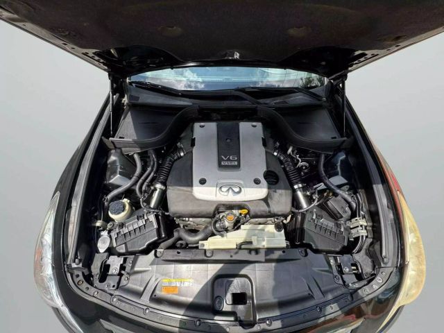 2013 Infiniti G - Image 35